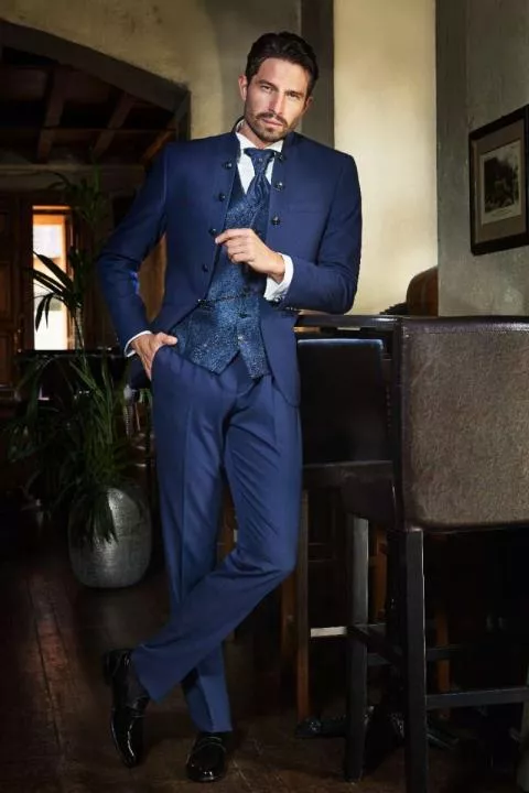 ABITO COREANA CON GILET DAMASCATO