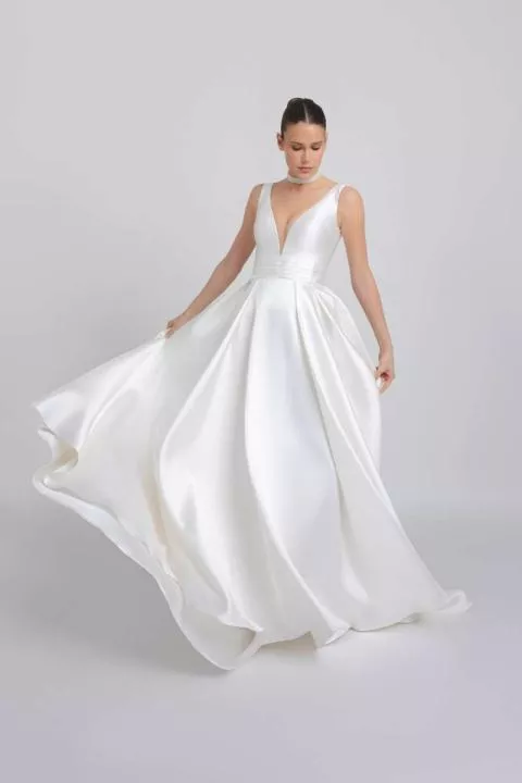 L0404 - THE DIVA