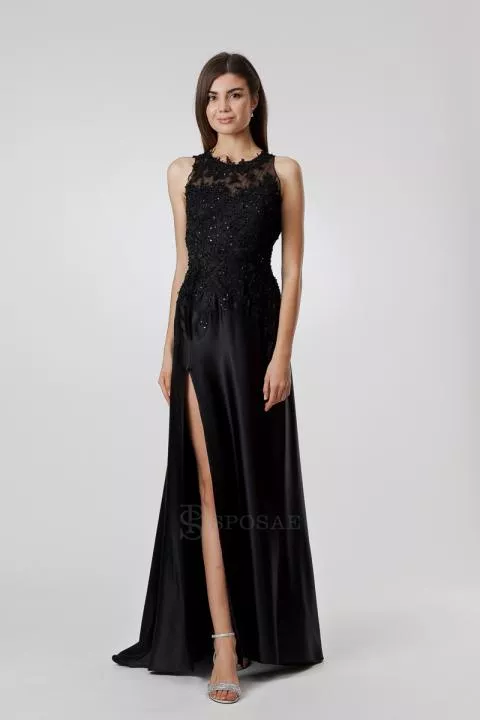 Abito da cerimonia nero HSESC1819, lungo con spacco, decorazioni in pizzo e dettagli scintillanti.