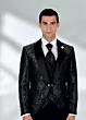 Elegante abito uomo nero con giacca damascata e cravatta, modello 832D230 Bahamas.