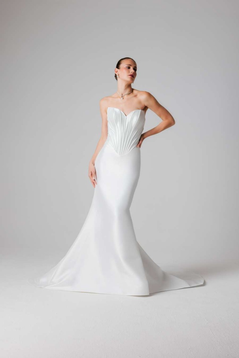 LILIBETH - ESSENTIAL EVERLASTING COLLECTION