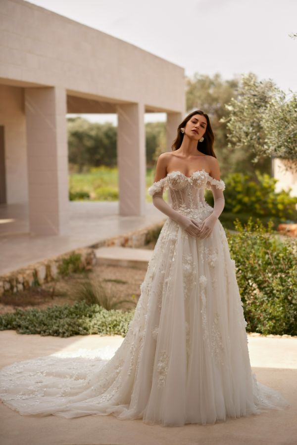 5622T - ELIZABETH PASSION