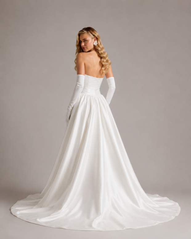 LAVINIA - ESSENTIAL EVERLASTING COLLECTION