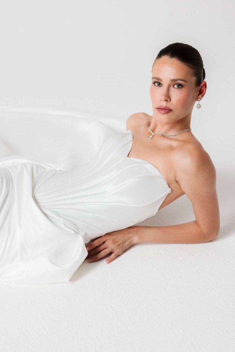 LILIBETH - ESSENTIAL EVERLASTING COLLECTION