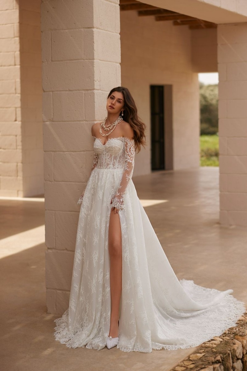 5716T - ELIZABETH PASSION