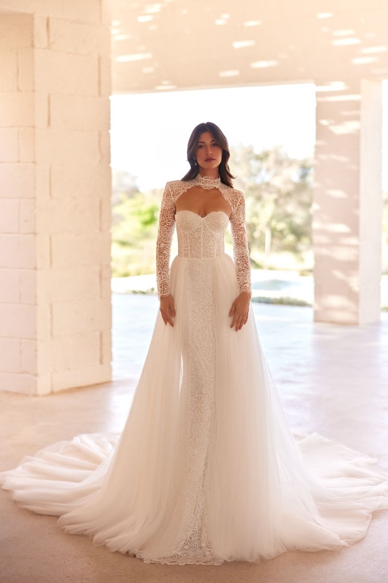 5733T - ELIZABETH PASSION