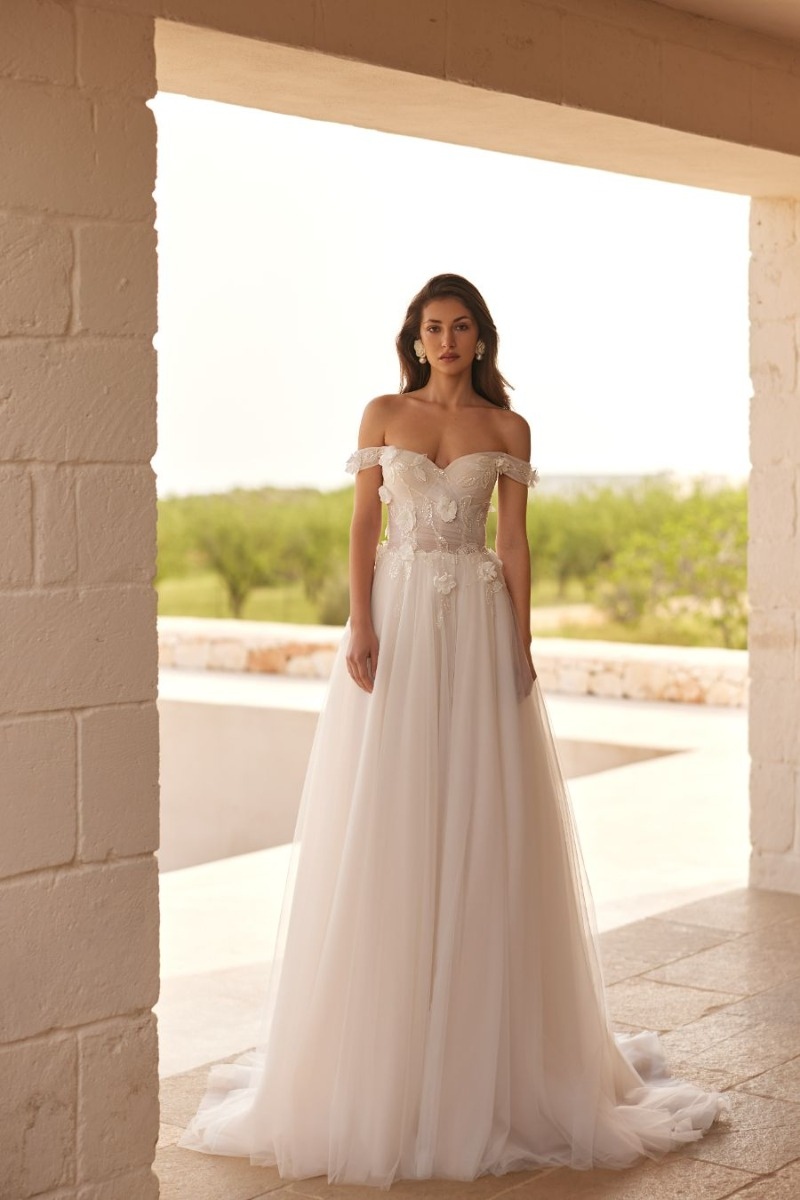 5753T - ELIZABETH PASSION
