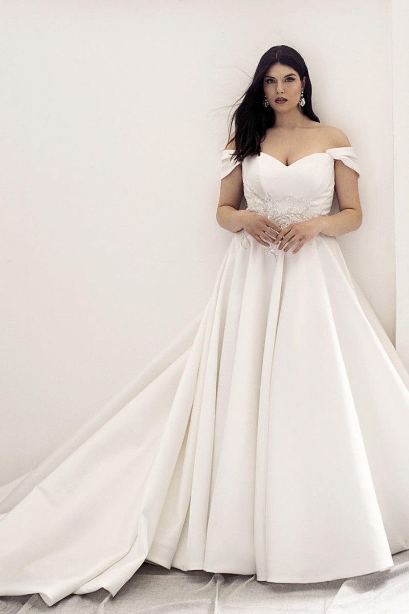 SOFIA -  SPOSA CURVY