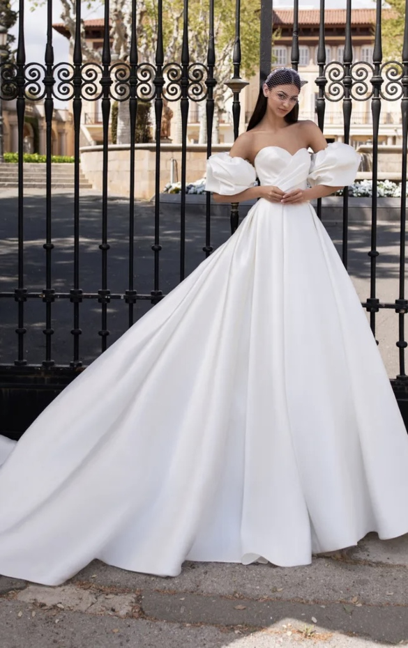 IXION LINEA PRONOVIAS