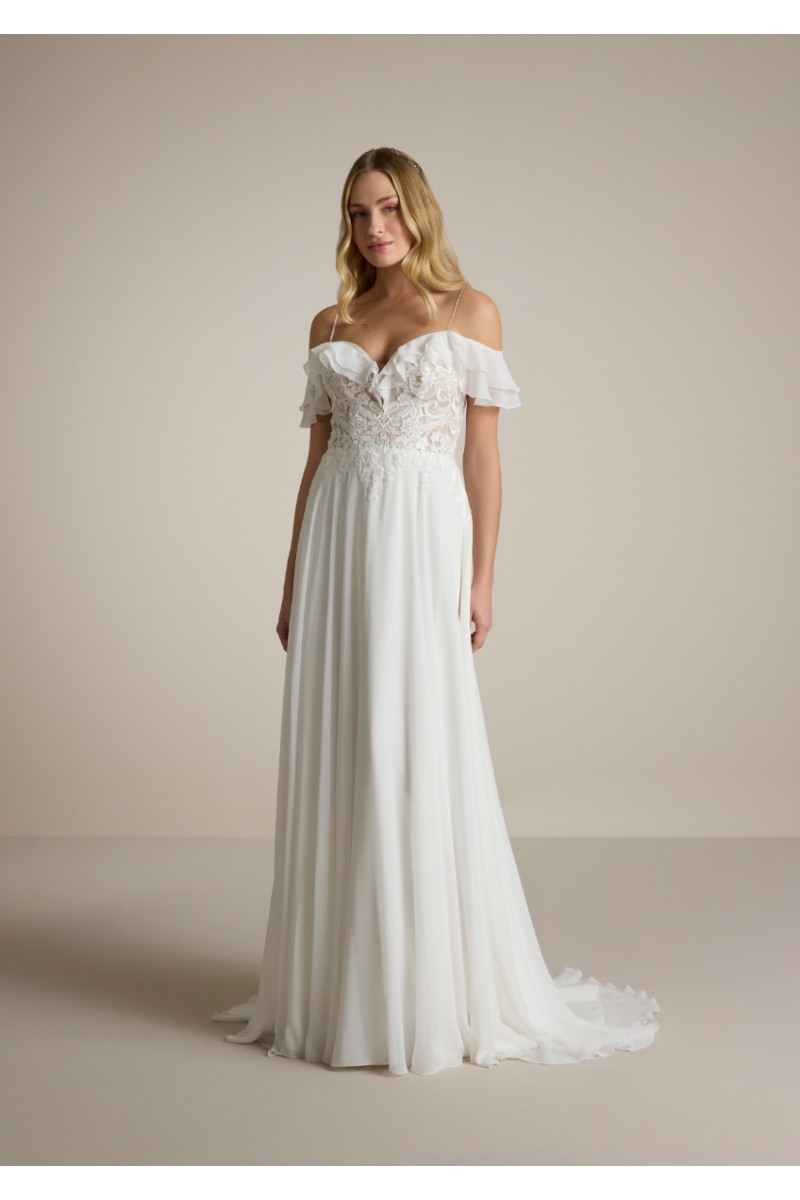 Abito da sposa ANNABEL, bianco, spalle scoperte, corpetto in pizzo, gonna fluida, modello elegante.