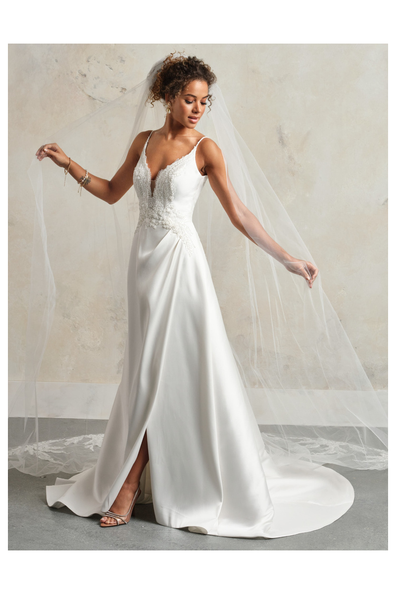 OLYMPIA - MAGGIE SOTTERO
