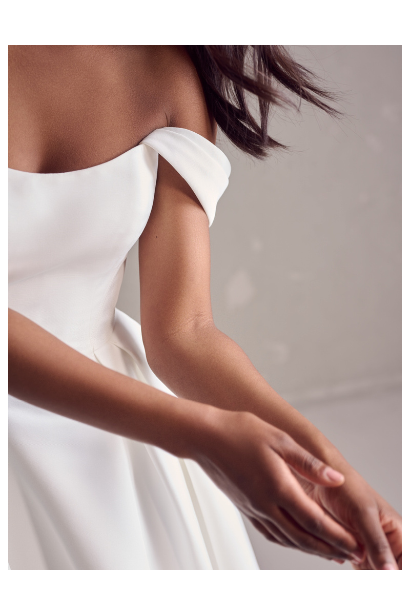 GRAHAM - MAGGIE SOTTERO