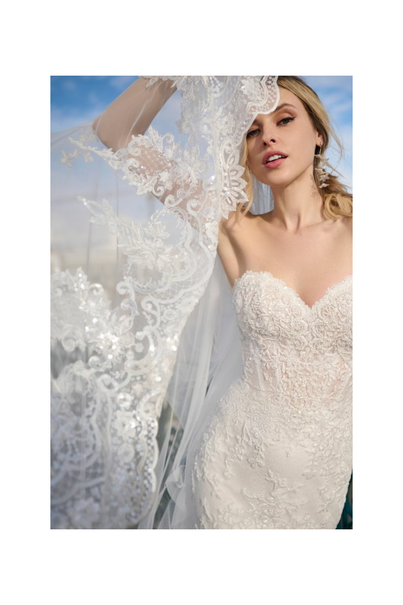 NAOMI - MAGGIE SOTTERO