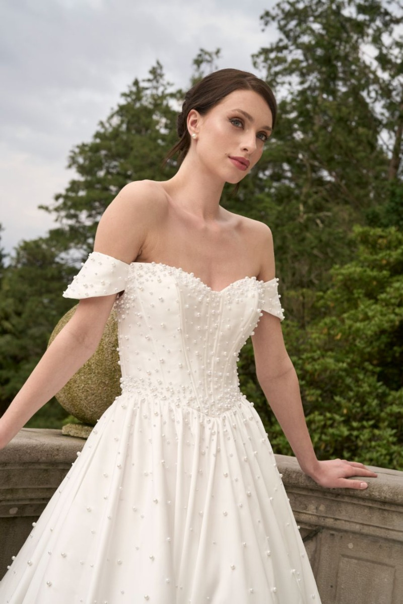 DIVA - THE ROMANTICA COLLECTION