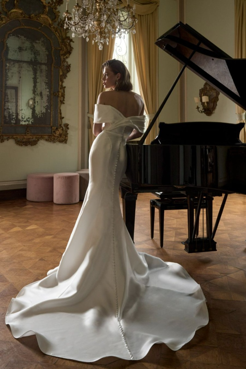 KIKI - THE ROMANTICA COLLECTION
