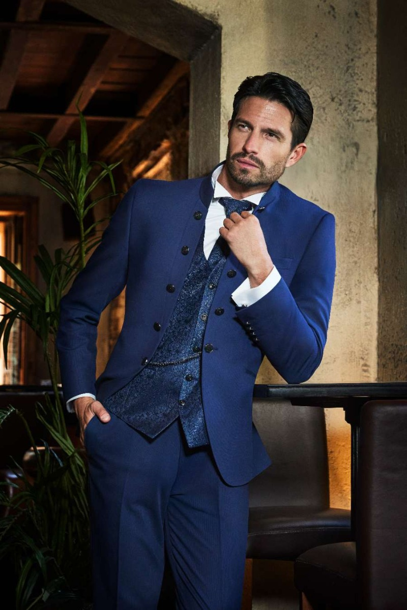 ABITO COREANA CON GILET DAMASCATO