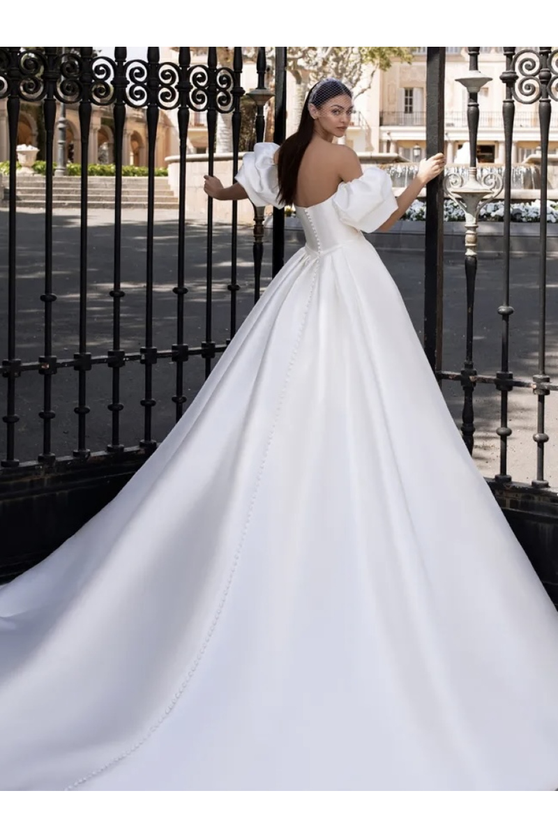 IXION LINEA PRONOVIAS