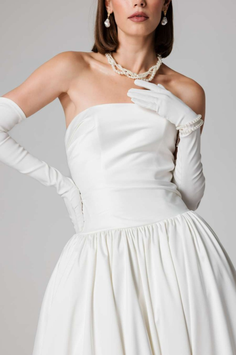 LAVINIA - ESSENTIAL EVERLASTING COLLECTION