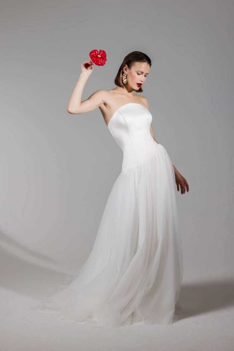 DANIELLE - ESSENTIAL EVERLASTING COLLECTION