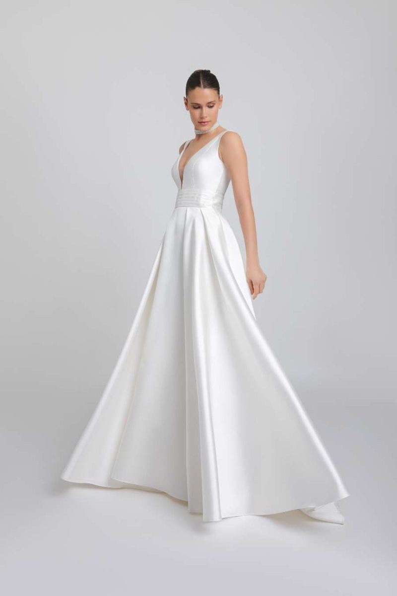 L0404 - THE DIVA