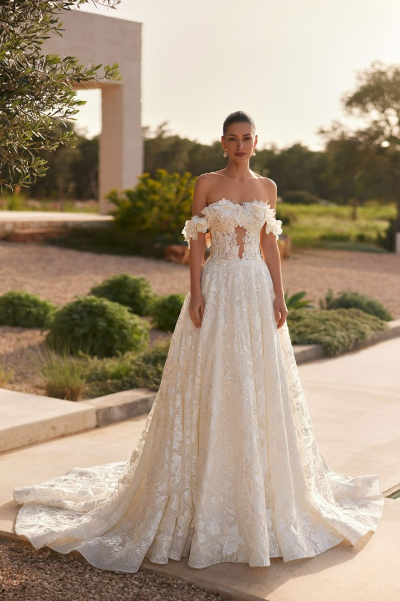 5713T - ELIZABETH PASSION