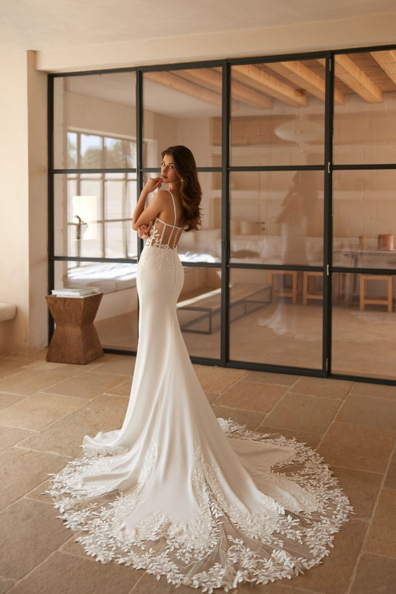 5724T - ELIZABETH PASSION