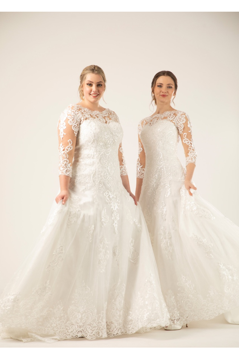 Abito da sposa viola curvy