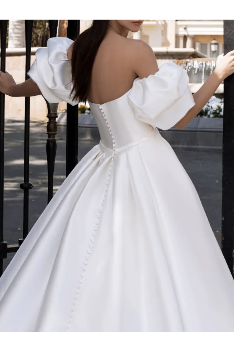 IXION LINEA PRONOVIAS