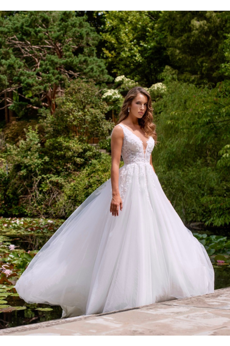 Abito da sposa sambuco