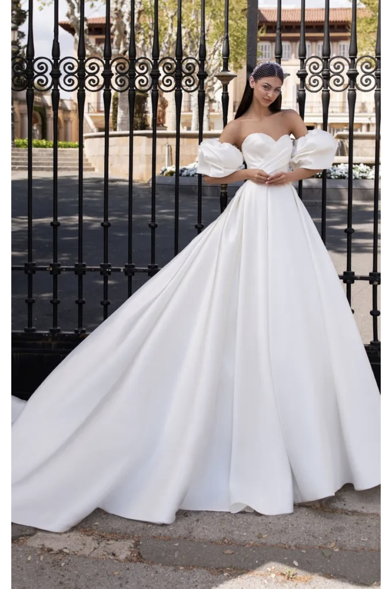 IXION LINEA PRONOVIAS