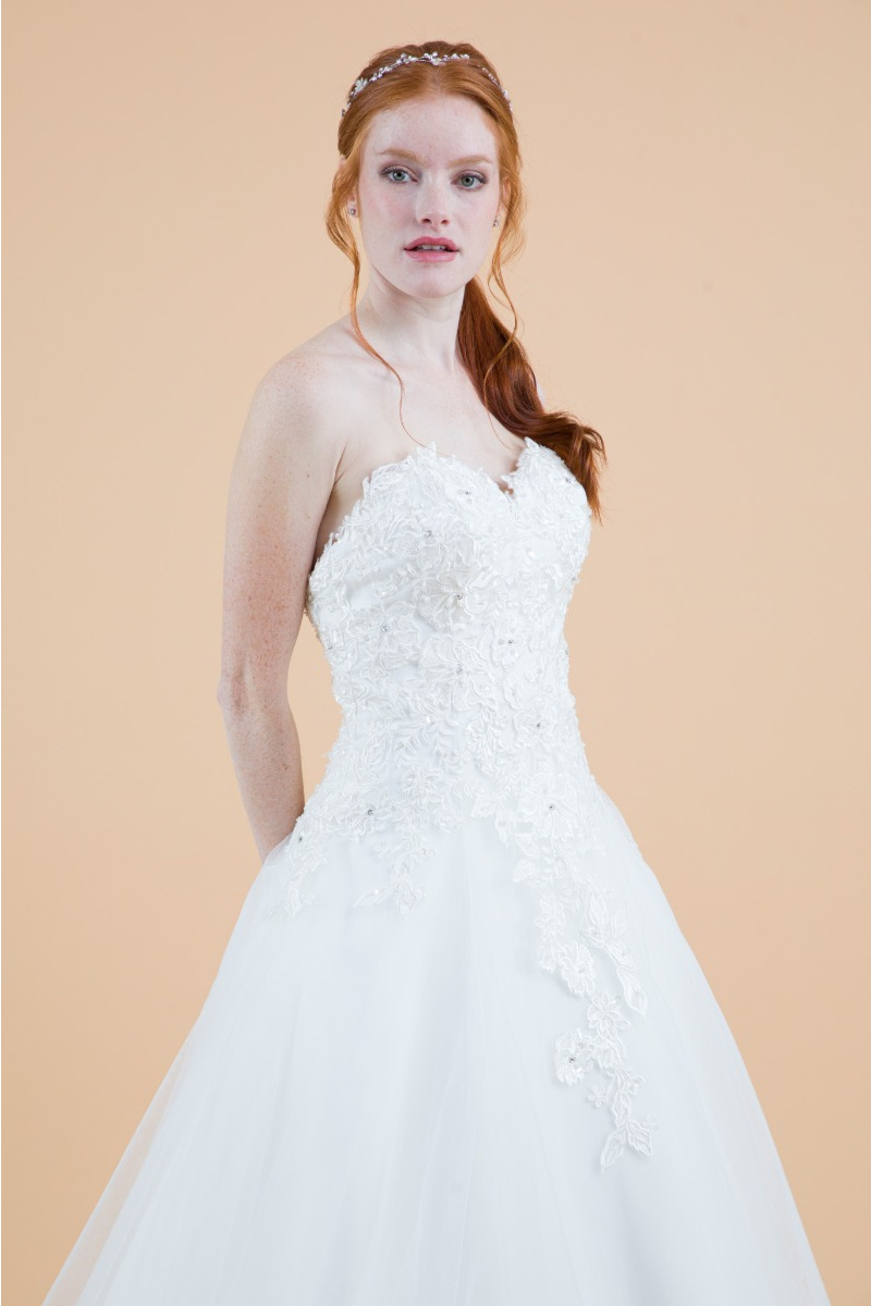 abito da sposa fiordaliso