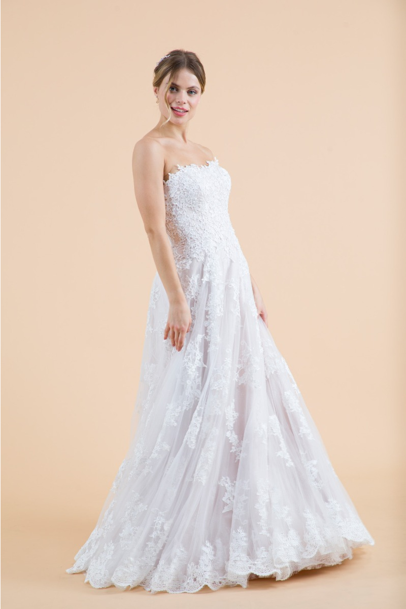 abito da sposa bella di notte