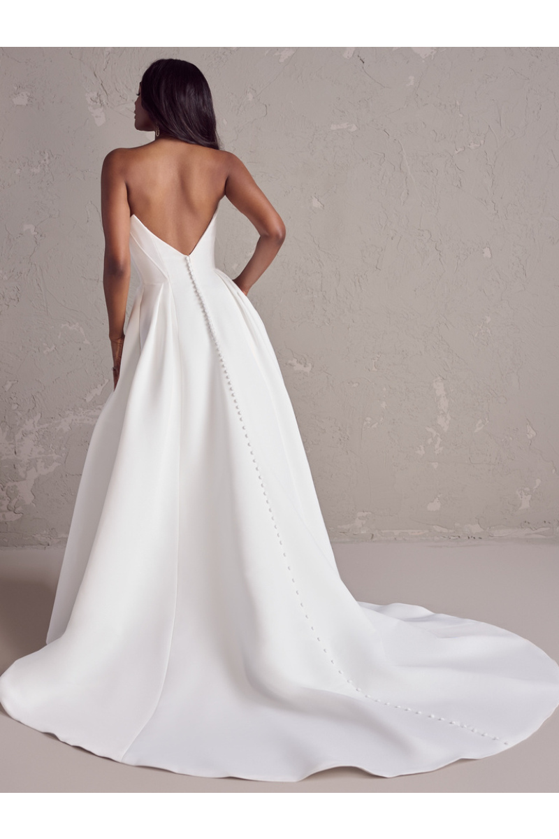 GRAHAM - MAGGIE SOTTERO