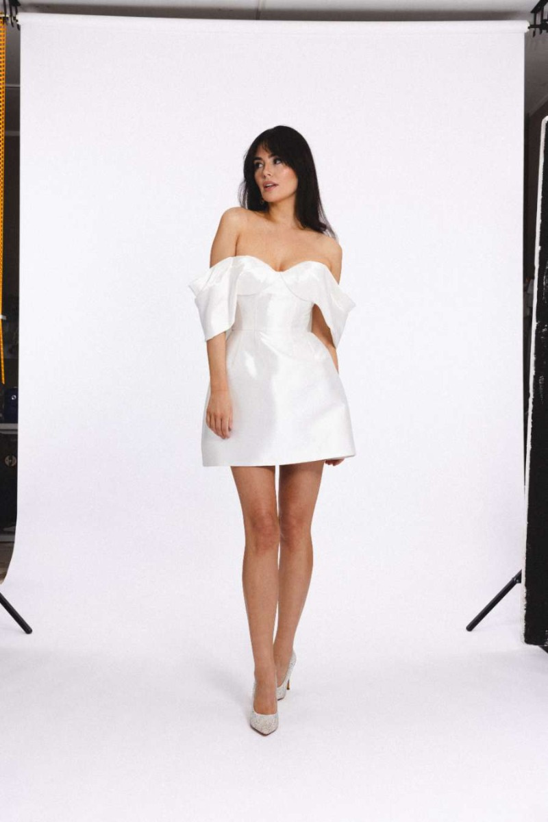 LUNARELLE - THE DEVIL WEARS SPOSAE