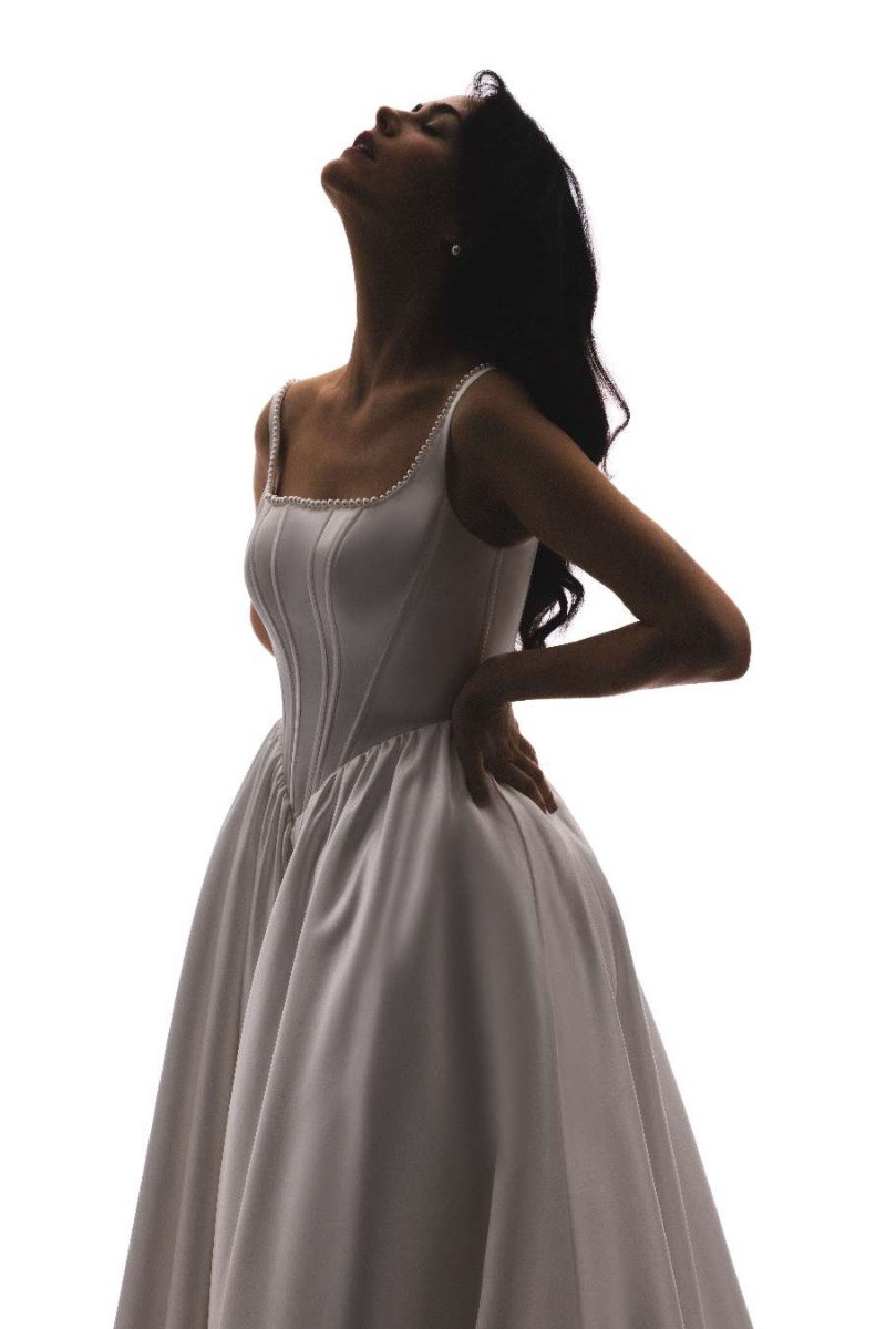 Caroline - THE DEVIL WEARS SPOSAE