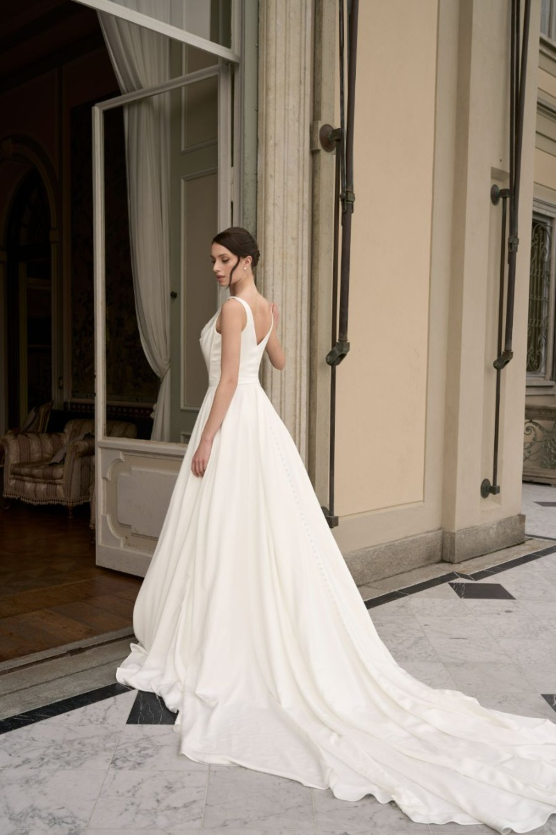 VARLEY - THE ROMANTICA COLLECTION