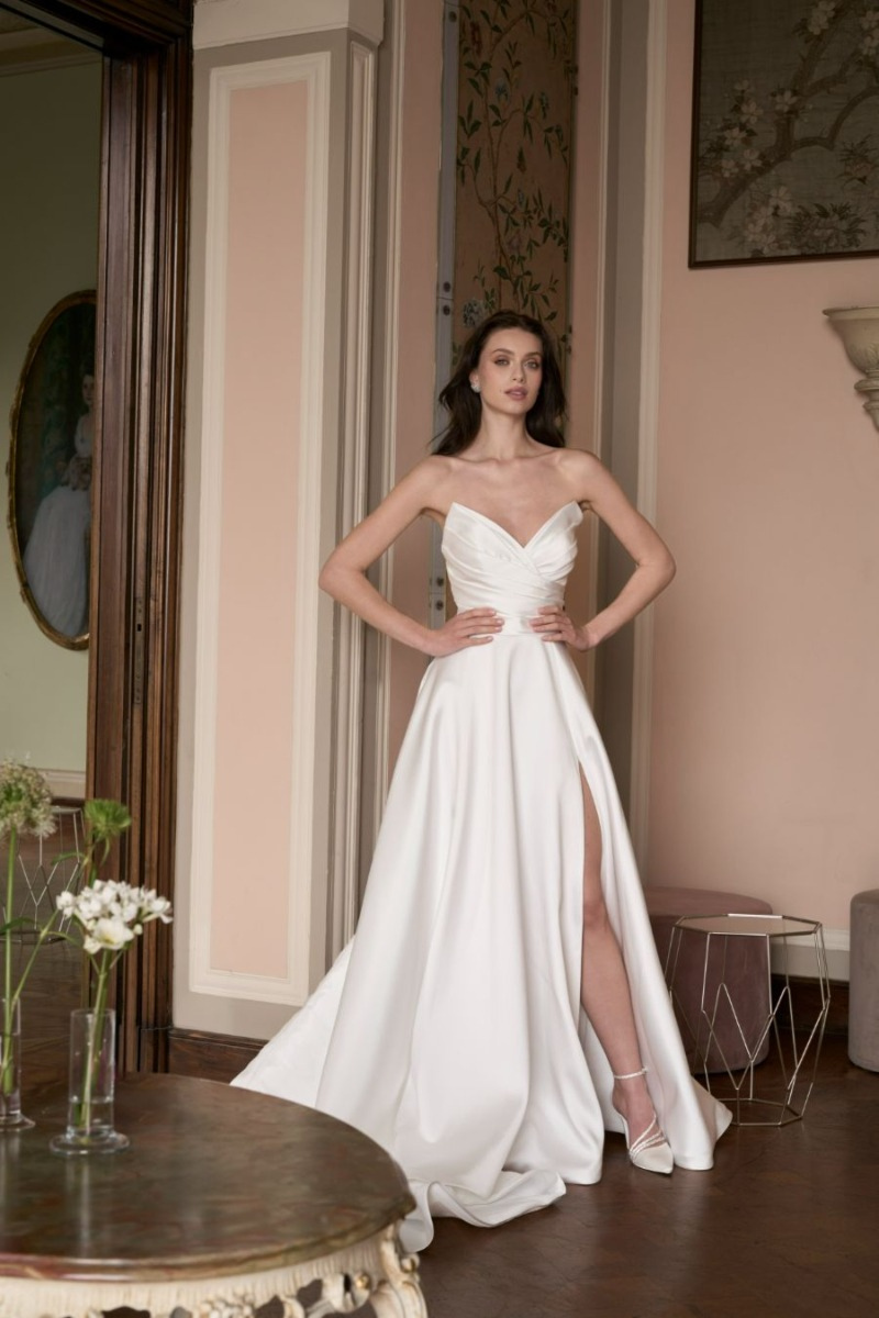 MUSA - THE ROMANTICA COLLECTION
