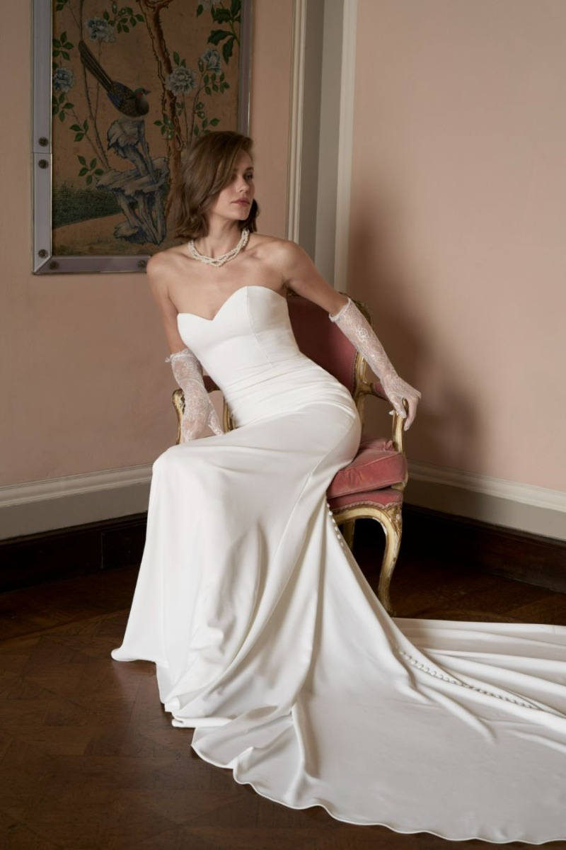 CRESSIDA - THE ROMANTICA COLLECTION