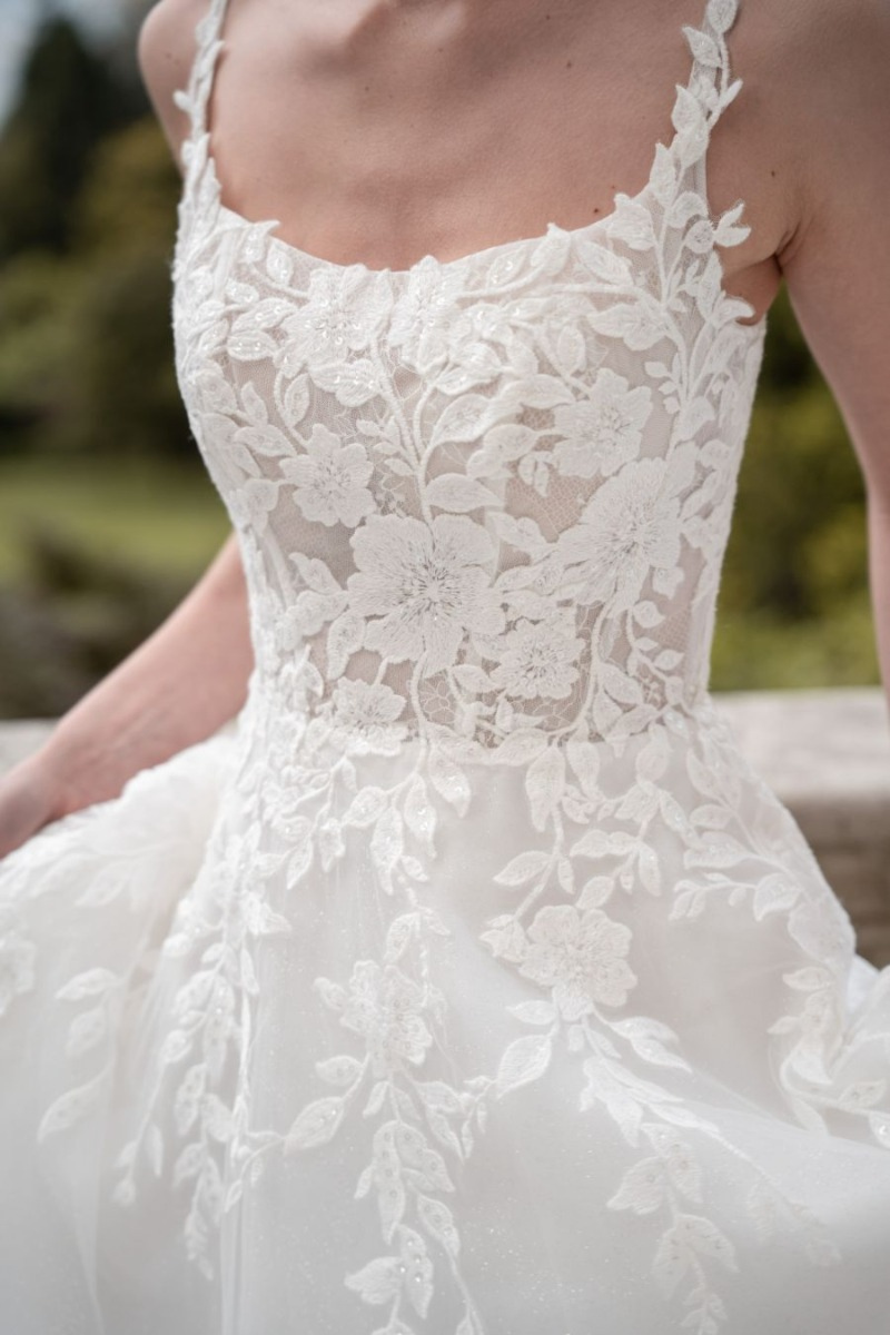 MARIA - THE ROMANTICA COLLECTION