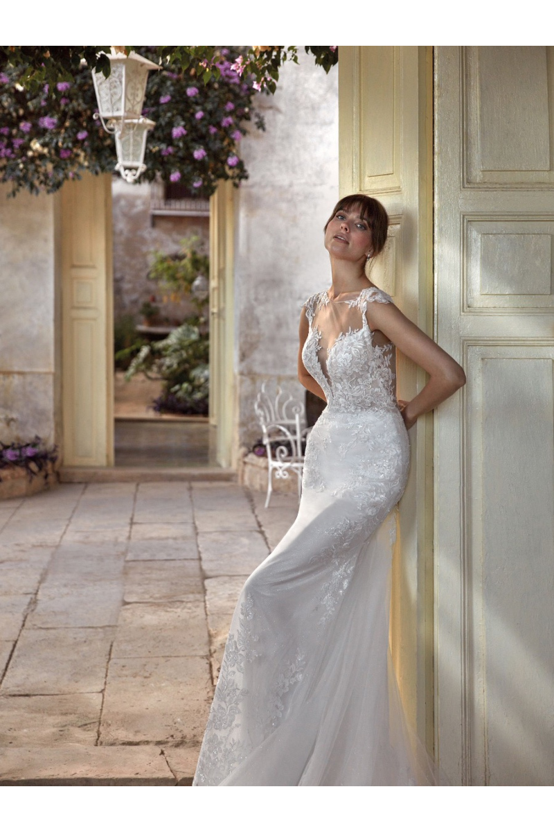 VIOLETTA - Nicole Colet