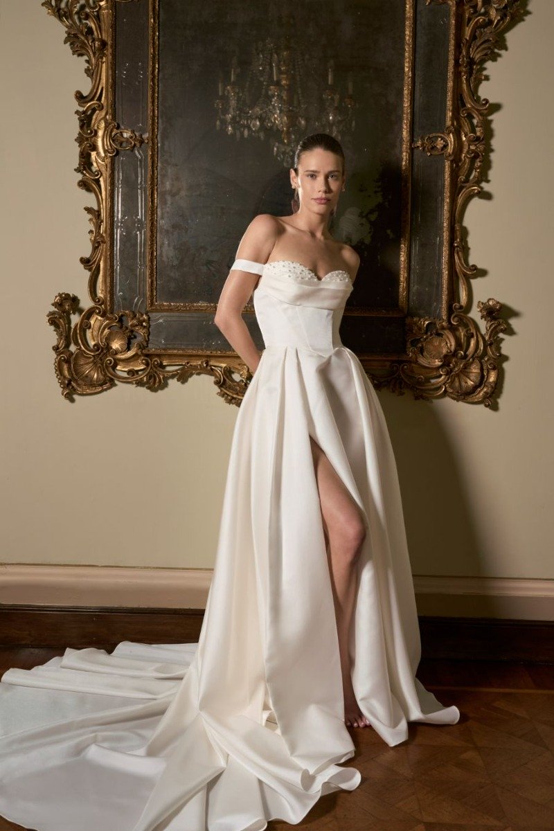 TERESA - THE ROMANTICA COLLECTION