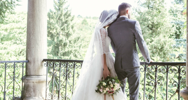 Nozze rimandate per Covid-19? Ecco come comportarsi