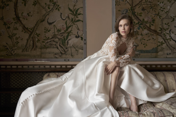 Tendenze sposa 2026: dalle silhouette strutturate allo stile vintage