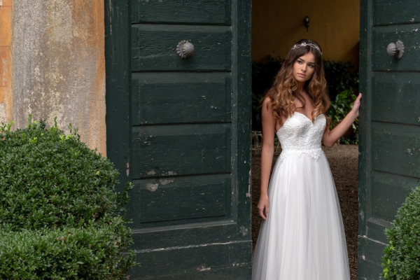 Scollatura dell'abito da sposa: tipologie e consigli