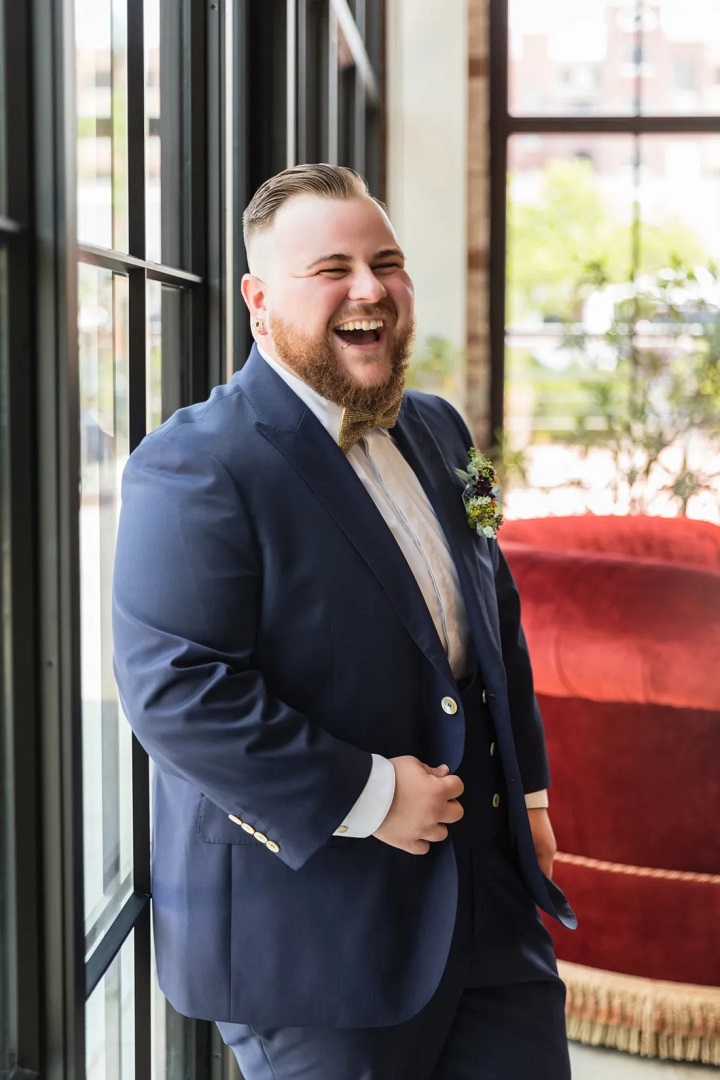 extrasizegroom2.1-min
