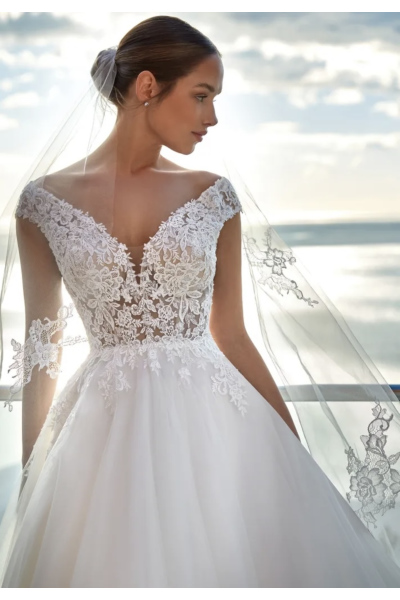 Sofiane linea nicole jolies