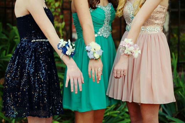 Corsage: per le damigelle o anche per la sposa?