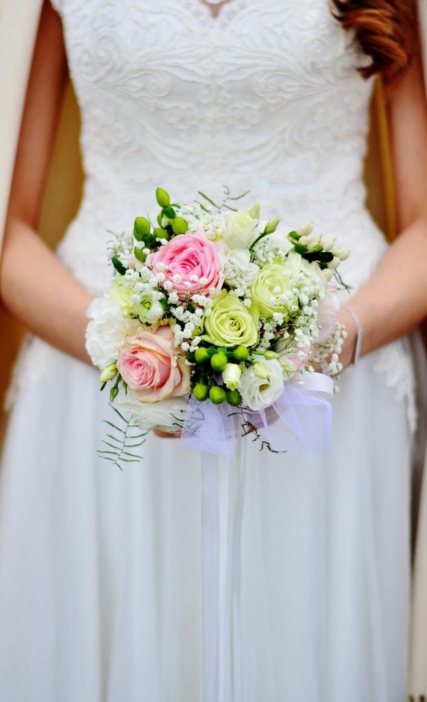 Bouquet per la promessa di matrimonio: ecco come deve essere